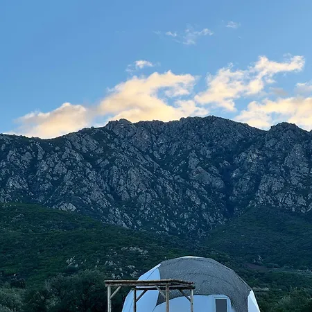 Les Domes Du Moulin * Urtaca