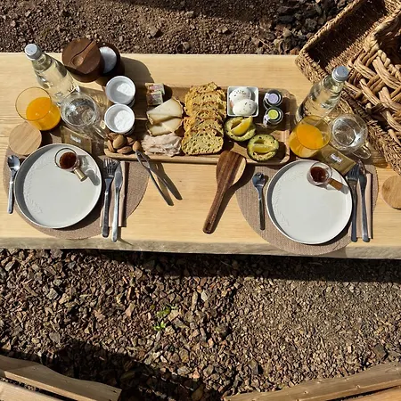 Luxury tent Les Domes Du Moulin