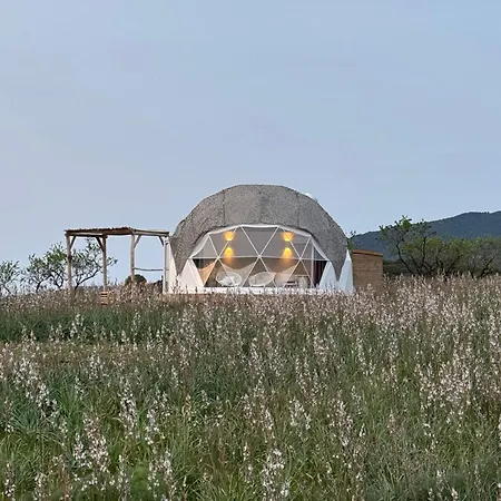 Les Domes Du Moulin
