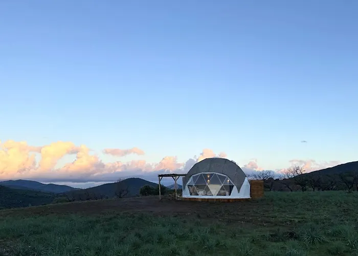 Luxury tent Les Domes Du Moulin