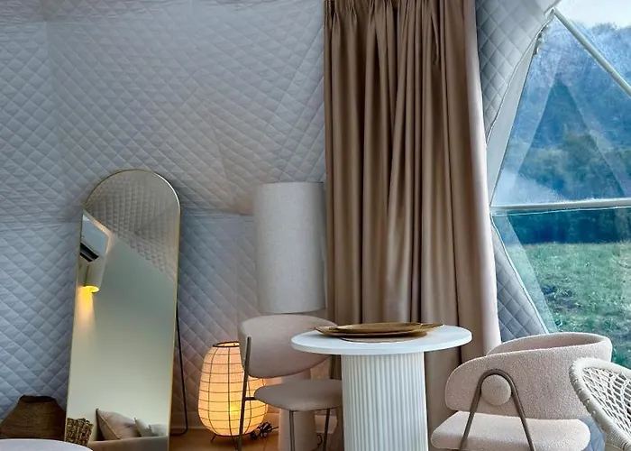 Les Domes Du Moulin Luxury tent